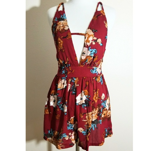 Burgundy Floral Romper - Picture 2 of 6